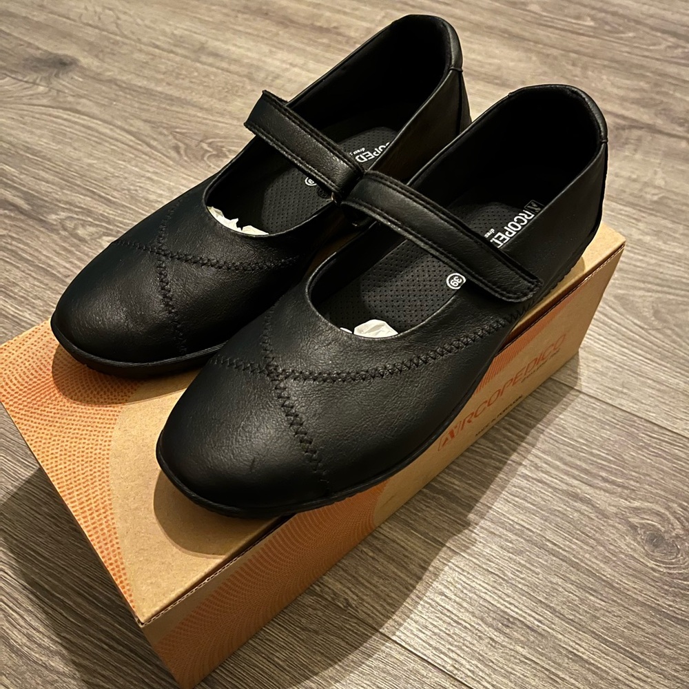 Arcopedico L18 Flats
